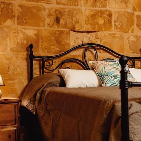 Enchanting 2Bdr Townhouse In Valletta Centre! Екстер'єр фото