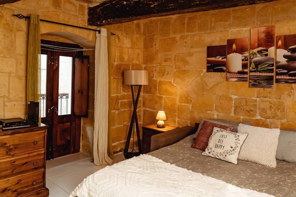 Enchanting 2Bdr Townhouse In Valletta Centre! Екстер'єр фото