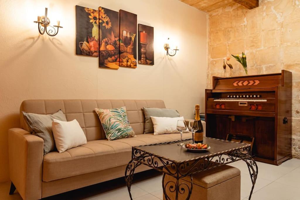 Enchanting 2Bdr Townhouse In Valletta Centre! Екстер'єр фото