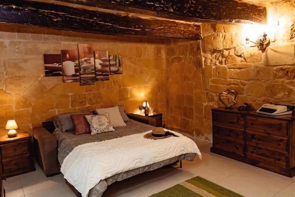 Enchanting 2Bdr Townhouse In Valletta Centre! Екстер'єр фото