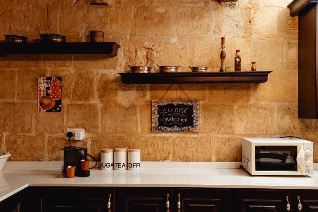 Enchanting 2Bdr Townhouse In Valletta Centre! Екстер'єр фото