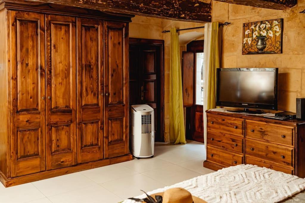 Enchanting 2Bdr Townhouse In Valletta Centre! Екстер'єр фото