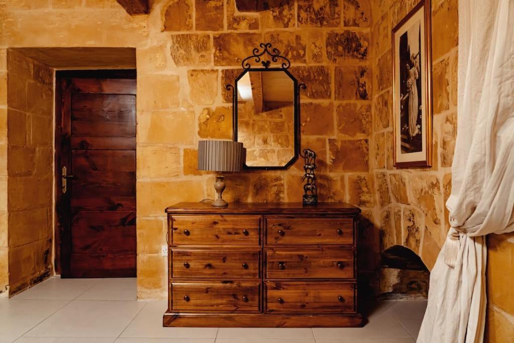 Enchanting 2Bdr Townhouse In Valletta Centre! Екстер'єр фото